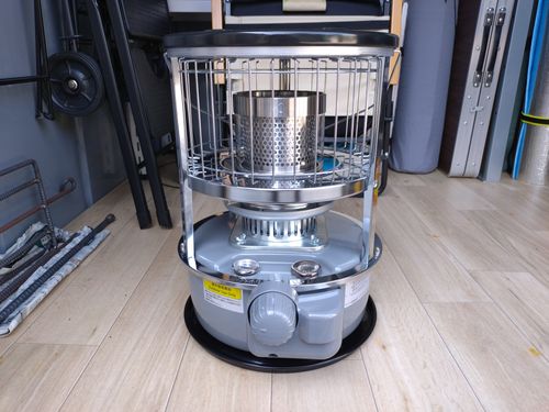 PASECO ヒーティング ストーブ ＪＩＭＭＹさんのキャンプギア CAMPiii（キャンピー） -キャンプ専用SNS キャンプのすべてがここに集まる-