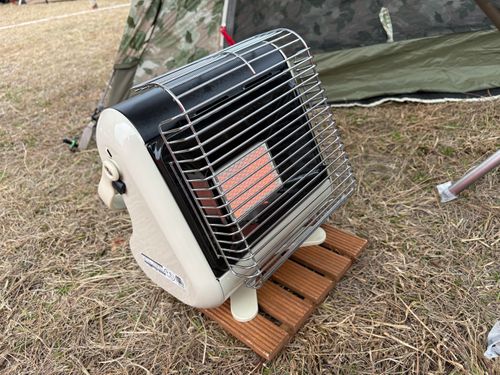 イワタニ ヒーティング ストーブ waccy0441さんのキャンプギア CAMPiii（キャンピー） -キャンプ専用SNS キャンプのすべてがここに集まる-