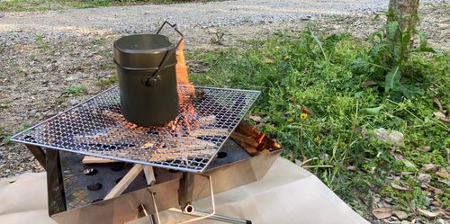 UNIFLAME ユニフレーム ヒーティング 焚火台 ちゃんさんのキャンプギア CAMPiii（キャンピー） -キャンプ専用SNS キャンプのすべてがここに集まる-