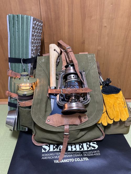 ルーマニア軍マウンテンリュック ツール バックパック camping roll♪さんのキャンプギア CAMPiii(キャンピー) -キャンプ専用SNS キャンプのすべてがここに集まる-