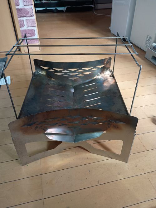 TOKYO CRAFTS ヒーティング 焚火台 ウエィダーさんのキャンプギア CAMPiii（キャンピー） -キャンプ専用SNS キャンプのすべてがここに集まる-