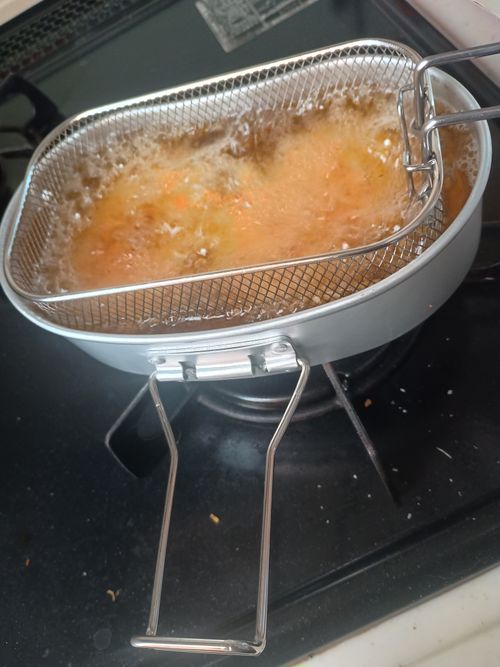 鬼嫁PRODUCTS その他 メスキットバック ウエィダーさんのキャンプギア CAMPiii（キャンピー） -キャンプ専用SNS キャンプのすべてがここに集まる-