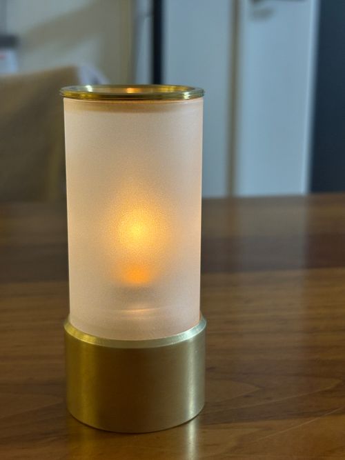 トーキョー／イースト ライティング ランタン 宮下　洋平さんのキャンプギア CAMPiii（キャンピー） -キャンプ専用SNS キャンプのすべてがここに集まる-