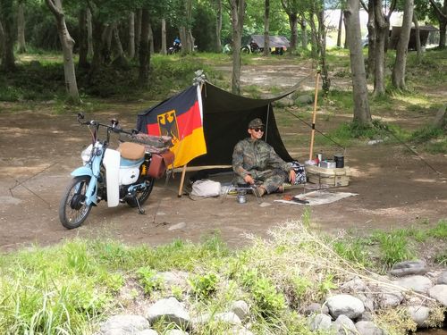 ドイツ軍 テント、タープ テント ウエィダーさんのキャンプギア CAMPiii(キャンピー) -キャンプ専用SNS キャンプのすべてがここに集まる-
