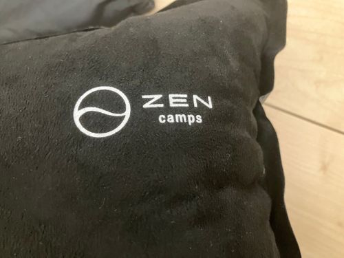 ZEN スリーピング 枕 ともキャンさんのキャンプギア CAMPiii（キャンピー） -キャンプ専用SNS キャンプのすべてがここに集まる-