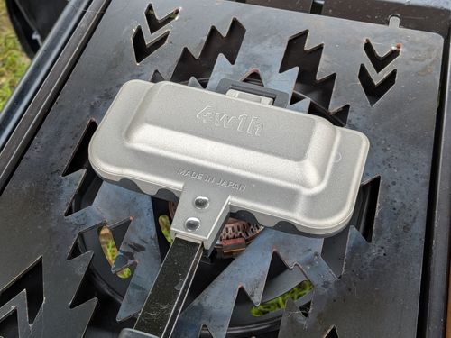 4w1h クッキング ホットサンドメーカー まささんのキャンプギア CAMPiii（キャンピー） -キャンプ専用SNS キャンプのすべてがここに集まる-