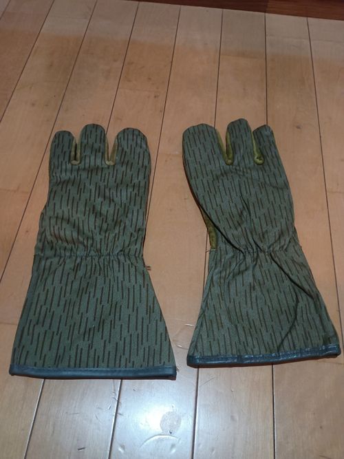 東ドイツ軍 その他 ミトン グローブ ウエィダーさんのキャンプギア CAMPiii（キャンピー） -キャンプ専用SNS キャンプのすべてがここに集まる-