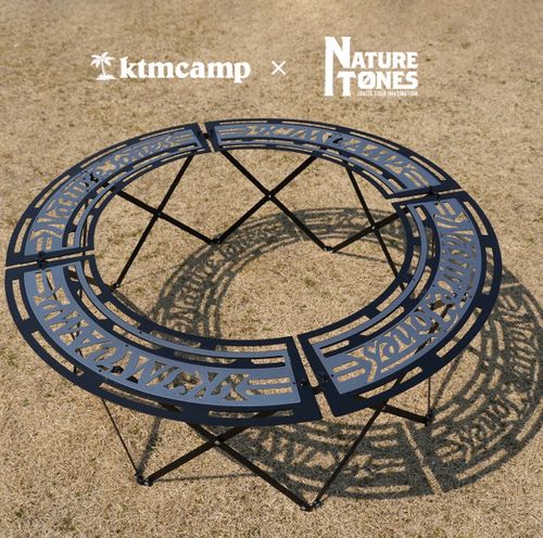 KTM CAMP ✖️ NATURE TONES ファニチャー テーブル あやぴーさんのキャンプギア CAMPiii（キャンピー） -キャンプ専用SNS キャンプのすべてがここに集まる-