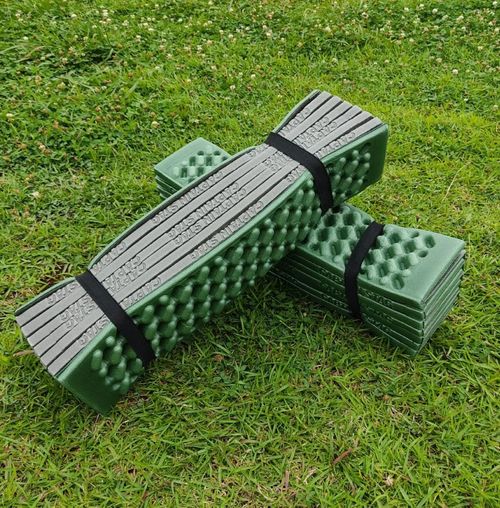 CAPTAIN STAG キャプテンスタッグ スリーピング マット マッサンさんのキャンプギア CAMPiii（キャンピー） -キャンプ専用SNS キャンプのすべてがここに集まる-