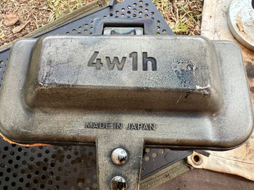4w1h ヨンダブリューイチエイチ クッキング ホットサンドメーカー YOTIさんのキャンプギア CAMPiii（キャンピー） -キャンプ専用SNS キャンプのすべてがここに集まる-