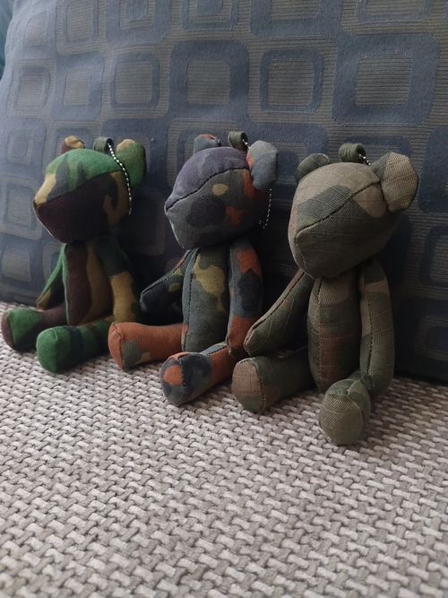 鬼嫁Products その他 軍幕ベアチャーム ウエィダーさんのキャンプギア CAMPiii（キャンピー） -キャンプ専用SNS キャンプのすべてがここに集まる-