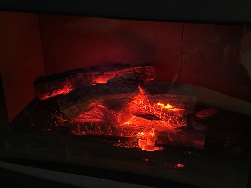 LEDA ヒーティング ストーブ 空飛ぶくじらさんのキャンプギア CAMPiii（キャンピー） -キャンプ専用SNS キャンプのすべてがここに集まる-