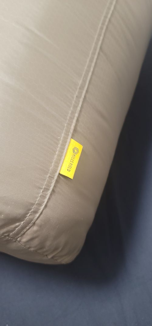 HILLS FIELD スリーピング シュラフ Gsanさんのキャンプギア CAMPiii（キャンピー） -キャンプ専用SNS キャンプのすべてがここに集まる-