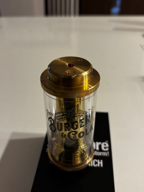 BURGER & COLA ライティング LED あやぴーさんのキャンプギア CAMPiii（キャンピー） -キャンプ専用SNS キャンプのすべてがここに集まる-