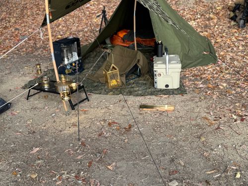 ルーマニア軍 テント、タープ テント てぃーえむキャンプさんのキャンプギア CAMPiii（キャンピー） -キャンプ専用SNS キャンプのすべてがここに集まる-
