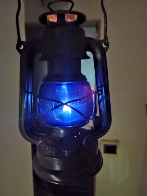 FEUERHAND フュアーハンド ライティング ランタン ウエィダーさんのキャンプギア CAMPiii（キャンピー） -キャンプ専用SNS キャンプのすべてがここに集まる-