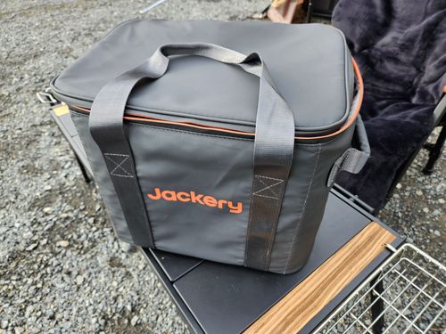 Jackery その他 ポータブル電源 三代目とっしぃさんのキャンプギア CAMPiii（キャンピー） -キャンプ専用SNS キャンプのすべてがここに集まる-