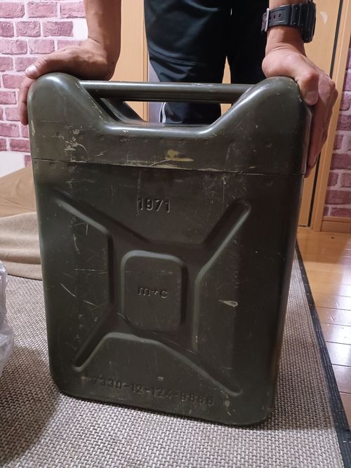 西ドイツ軍 クーラーボックス、ジャグ クーラーボックス ウエィダーさんのキャンプギア CAMPiii（キャンピー） -キャンプ専用SNS キャンプのすべてがここに集まる-