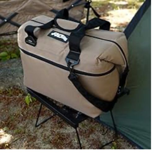 AO Coolers クーラーボックス、ジャグ クーラーボックス FUNEさんのキャンプギア CAMPiii（キャンピー） -キャンプ専用SNS キャンプのすべてがここに集まる-