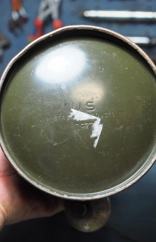 ARMSTRONG社 ライティング ランタン ウエィダーさんのキャンプギア CAMPiii(キャンピー) -キャンプ専用SNS キャンプのすべてがここに集まる-