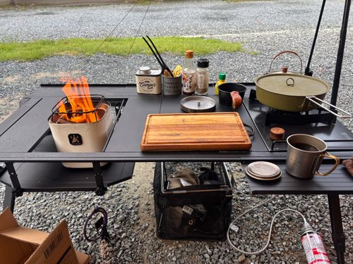 natural season ファニチャー テーブル boorishcamperさんのキャンプギア CAMPiii（キャンピー） -キャンプ専用SNS キャンプのすべてがここに集まる-