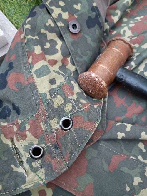 ドイツ軍 テント、タープ テント ウエィダーさんのキャンプギア CAMPiii(キャンピー) -キャンプ専用SNS キャンプのすべてがここに集まる-