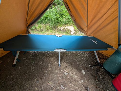 SOUTH FIELD サウスフィールド スリーピング コット ともっちさんのキャンプギア CAMPiii（キャンピー） -キャンプ専用SNS キャンプのすべてがここに集まる-
