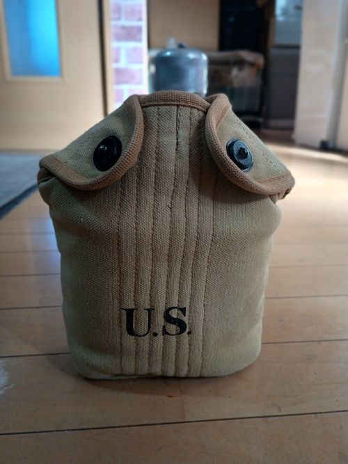 US クーラーボックス、ジャグ ウォータータンク ウエィダーさんのキャンプギア CAMPiii（キャンピー） -キャンプ専用SNS キャンプのすべてがここに集まる-