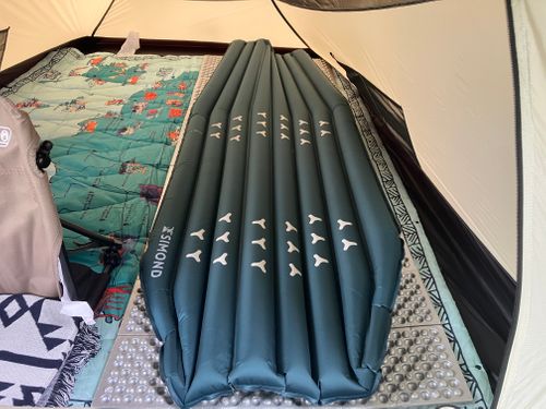 デカトロン スリーピング マット 美雪🟡miyuki3398さんのキャンプギア CAMPiii（キャンピー） -キャンプ専用SNS キャンプのすべてがここに集まる-