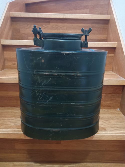 オランダ軍 クーラーボックス、ジャグ クーラーボックス ウエィダーさんのキャンプギア CAMPiii（キャンピー） -キャンプ専用SNS キャンプのすべてがここに集まる-