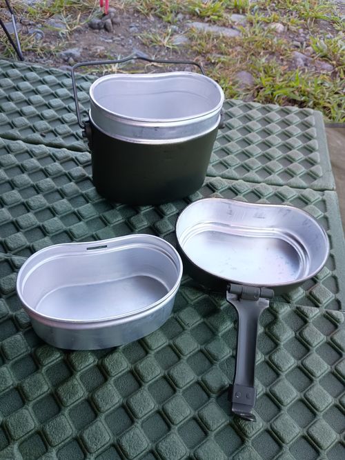 ドイツ軍 その他 飯盒 ウエィダーさんのキャンプギア CAMPiii（キャンピー） -キャンプ専用SNS キャンプのすべてがここに集まる-