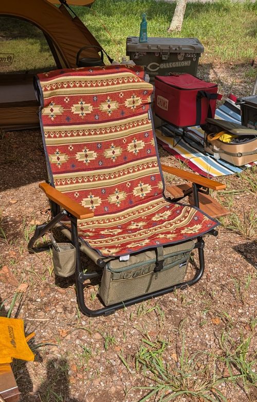WAQ ファニチャー チェア ともっちさんのキャンプギア CAMPiii(キャンピー) -キャンプ専用SNS キャンプのすべてがここに集まる-