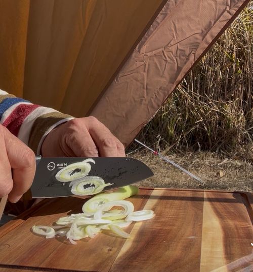 ZEN CAMPS クッキング 包丁 おくさんさんのキャンプギア CAMPiii（キャンピー） -キャンプ専用SNS キャンプのすべてがここに集まる-